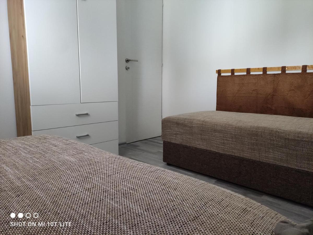 Rákóczi Vendégház Poroszló Esterno foto