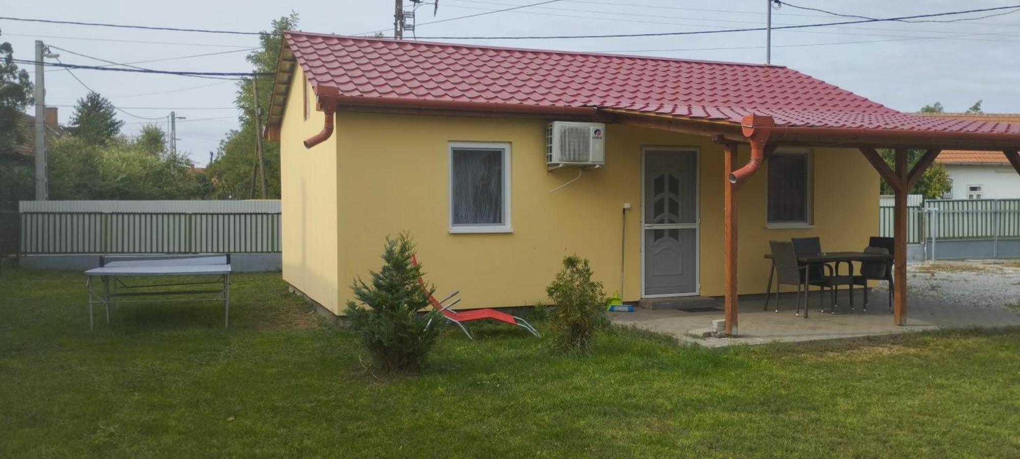 Rákóczi Vendégház Poroszló Esterno foto