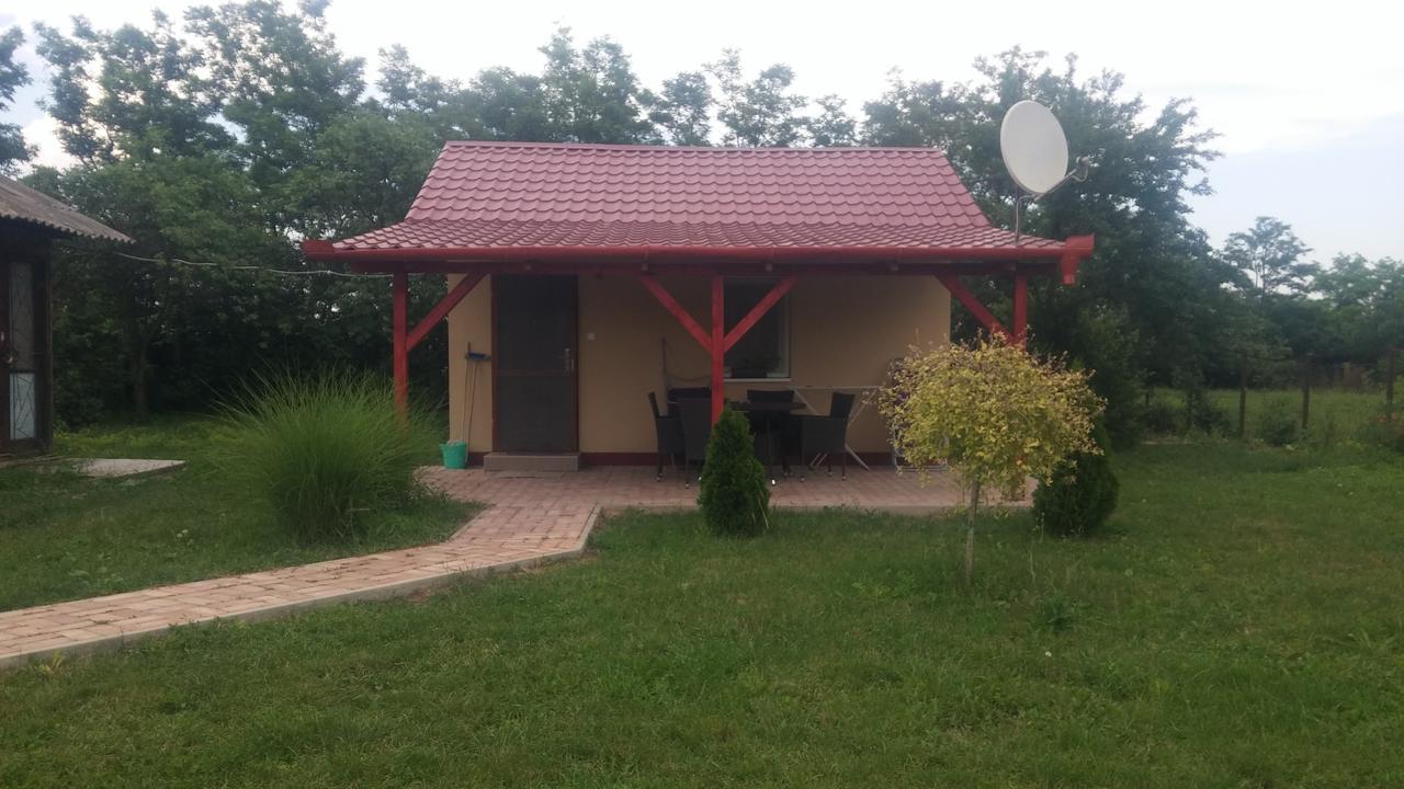 Rákóczi Vendégház Poroszló Esterno foto